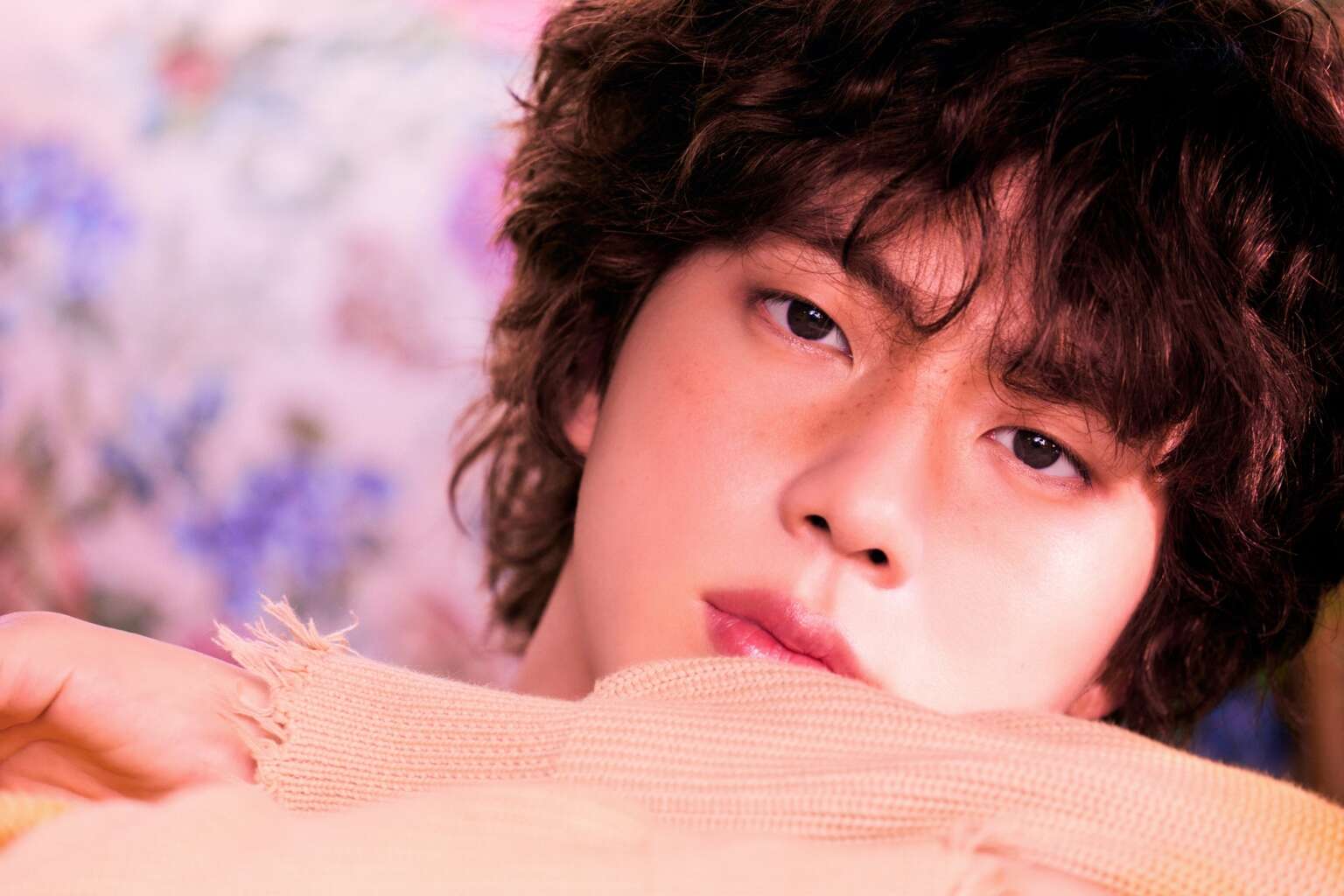 Jin’s ‘The Astronaut’ Sweeps iTunes In MENA