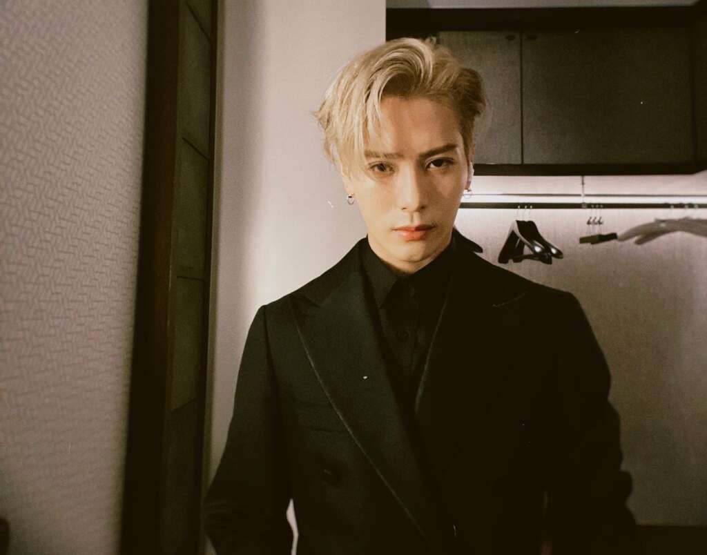 Jackson Wang Covers Shakira’s ‘Out of Your League’