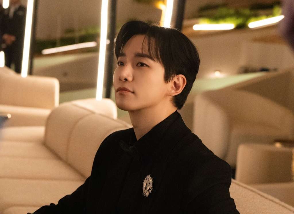 Lee Jun-Ho Drops Abu Dhabi Vlog