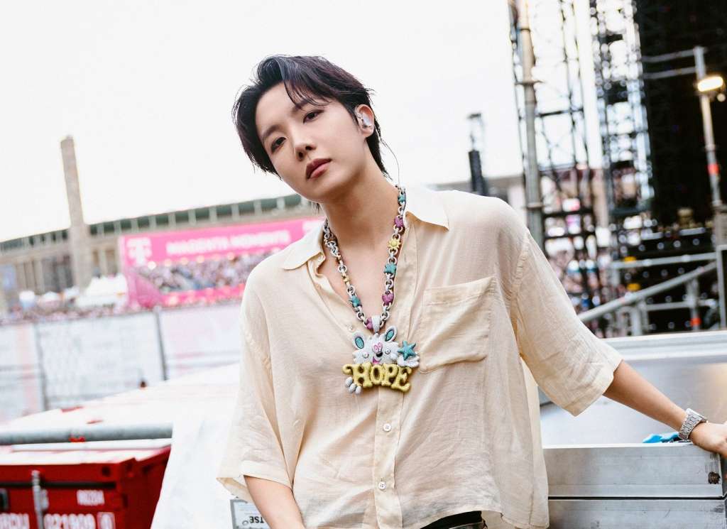 BTS’ j-hope Spotted In Dubai